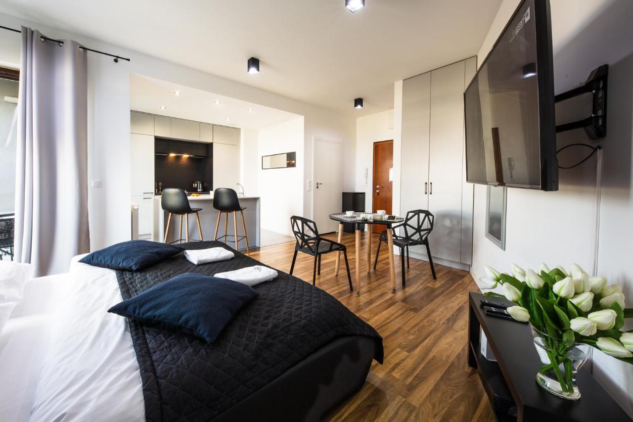Mayad Residence Warszawa Eksteriør billede
